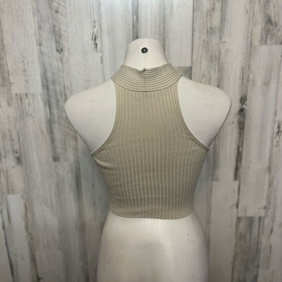 Twisted top  - Picture 3 of 5